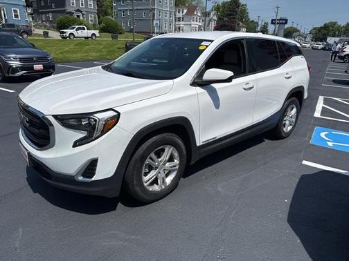2020 GMC Terrain SLE