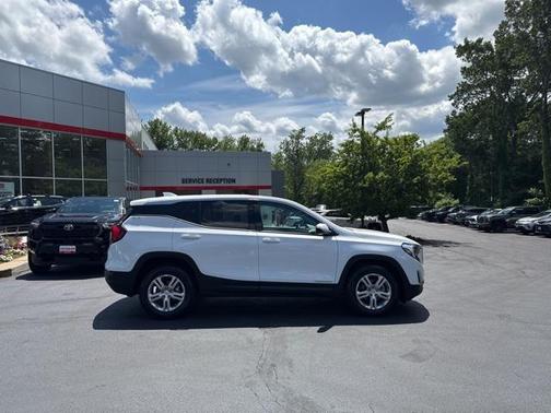 2020 GMC Terrain SLE