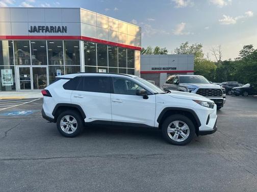 2021 Toyota RAV4 Hybrid LE