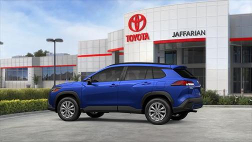 2025 Toyota Corolla Cross LE
