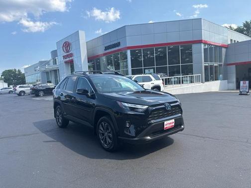 2024 Toyota RAV4 Hybrid XLE Premium