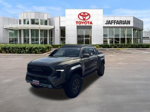 Bronze Oxide 2026 Toyota Tacoma Hybrid Trailhunter