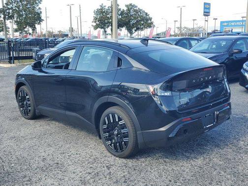 2026 Nissan Leaf PLATINUM+