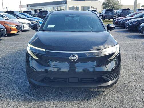 2026 Nissan Leaf PLATINUM+