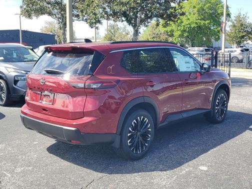 Scarlet Ember Tintcoat 2026 Nissan Rogue Dark Armor