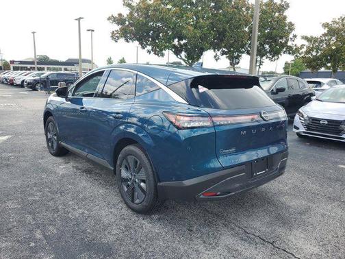 2025 Nissan Murano SL
