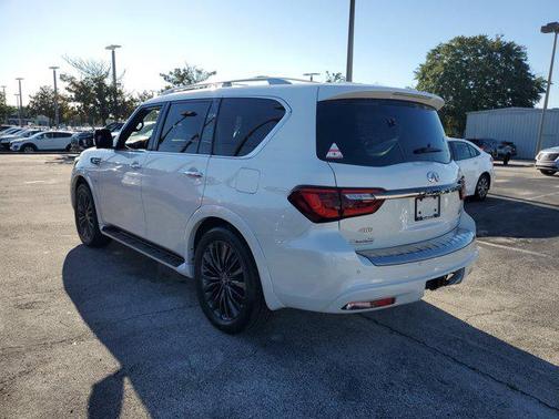 2020 INFINITI QX80 Luxe