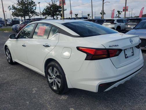 2023 Nissan Altima S FWD