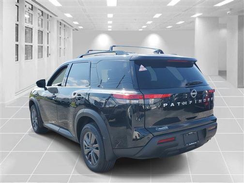 2025 Nissan Pathfinder SV FWD