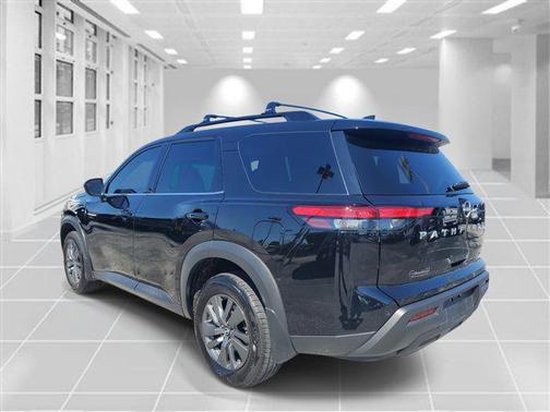 2024 Nissan Pathfinder SV FWD