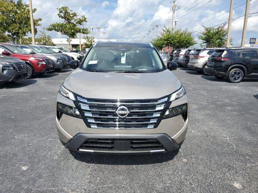 2025 Nissan Rogue SL