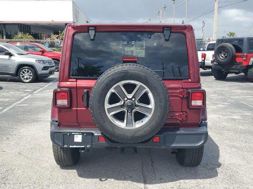 Snazzberry Pearlcoat 2021 Jeep Wrangler Unlimited Sahara