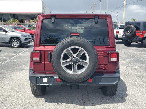 Snazzberry Pearlcoat 2021 Jeep Wrangler Unlimited Sahara