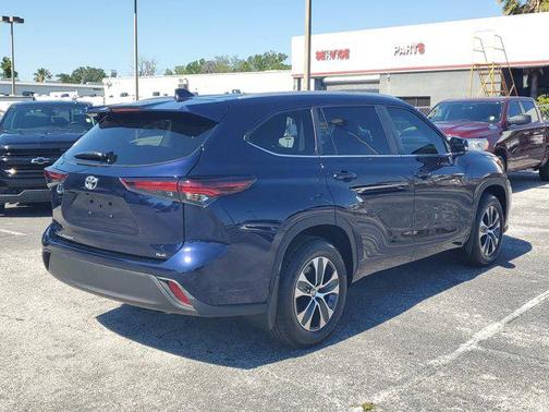 Blueprint 2025 Toyota Highlander XLE