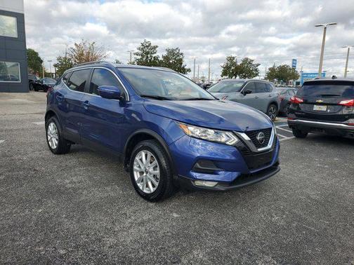 2022 Nissan Rogue Sport SV