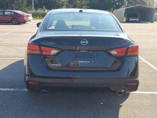 2025 Nissan Altima SR FWD