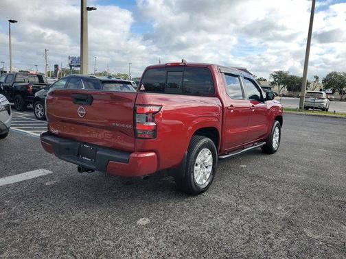 2022 Nissan Frontier SV