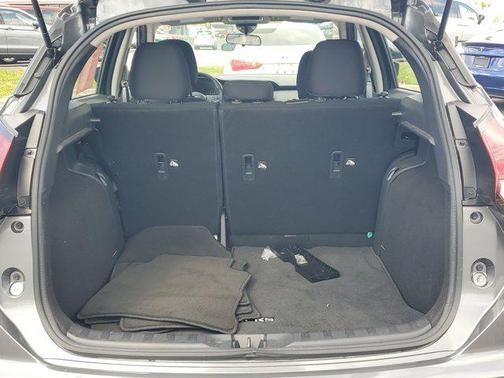 Gun Metallic 2024 Nissan Kicks SV