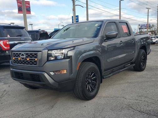 2024 Nissan Frontier SV