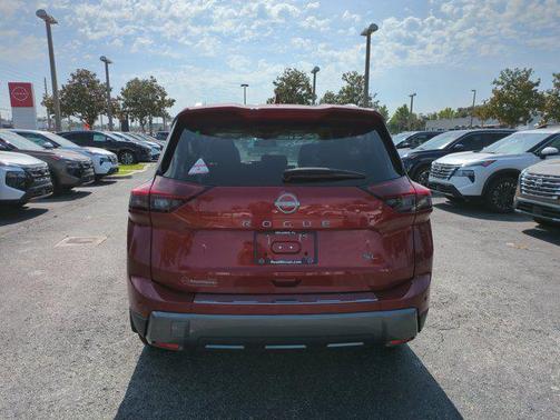 2025 Nissan Rogue SL