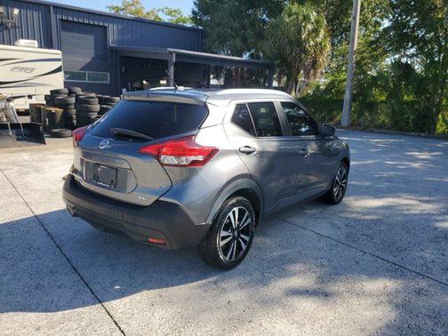 2019 Nissan Kicks SV