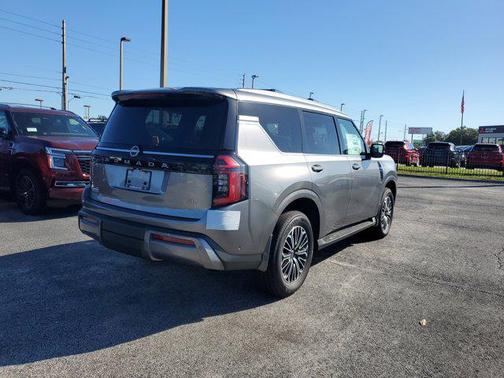 2025 Nissan Armada SL 4WD