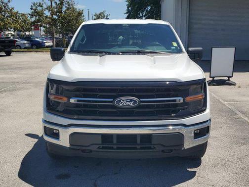 Oxford White 2024 Ford F-150 XLT