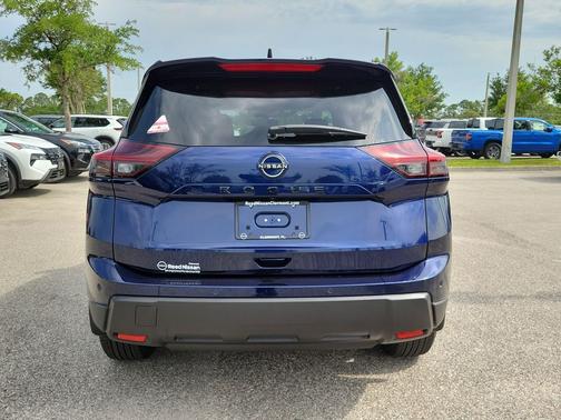 Deep Ocean Blue Pearl 2026 Nissan Rogue Dark Armor
