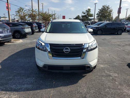 2022 Nissan Pathfinder SV 2WD