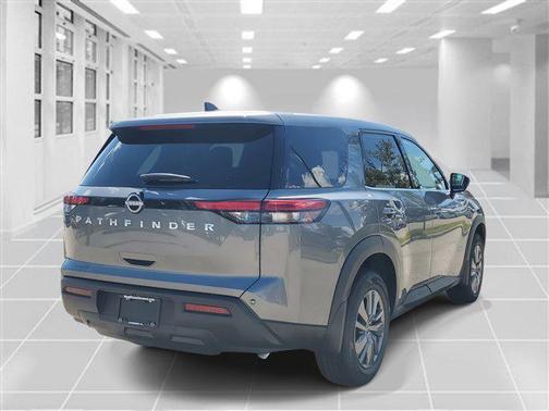2025 Nissan Pathfinder S FWD