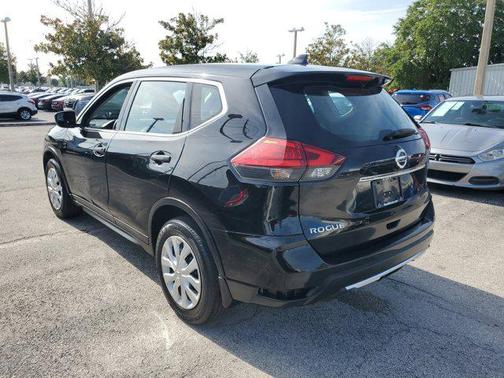 2017 Nissan Rogue S
