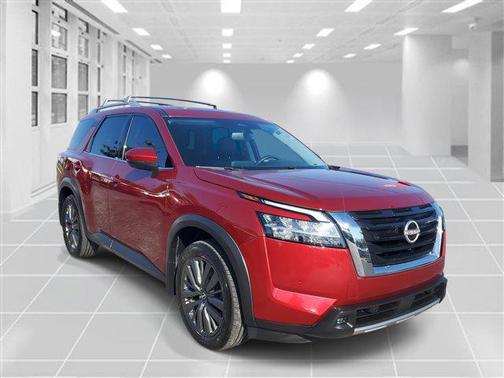 2022 Nissan Pathfinder SL 2WD
