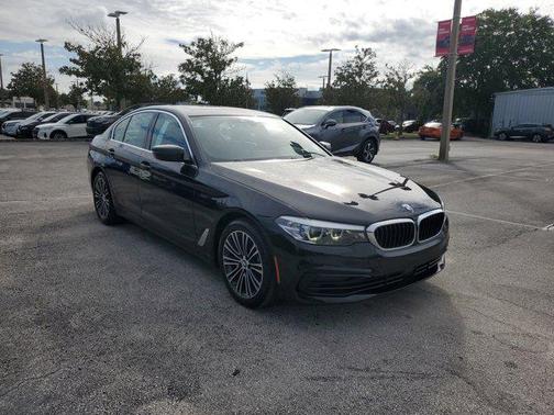 2019 BMW 540 540i