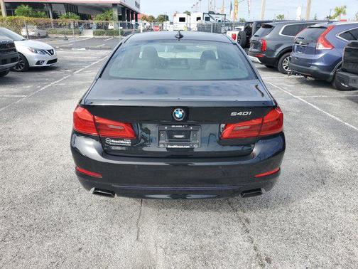 2019 BMW 540 540i