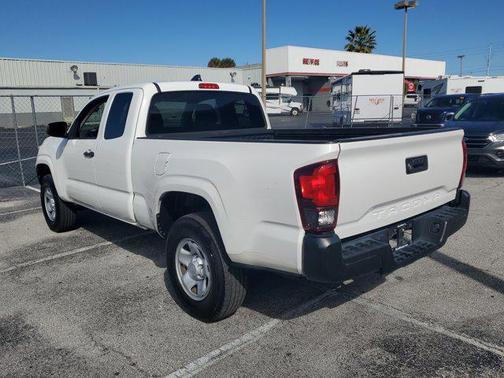 White 2022 Toyota Tacoma SR