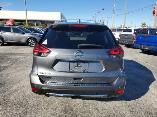 2020 Nissan Rogue SL