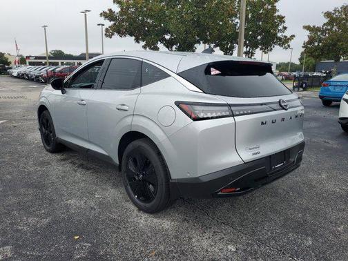 2025 Nissan Murano SV
