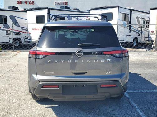 2024 Nissan Pathfinder SV FWD