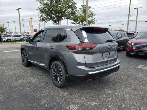 2025 Nissan Rogue Platinum