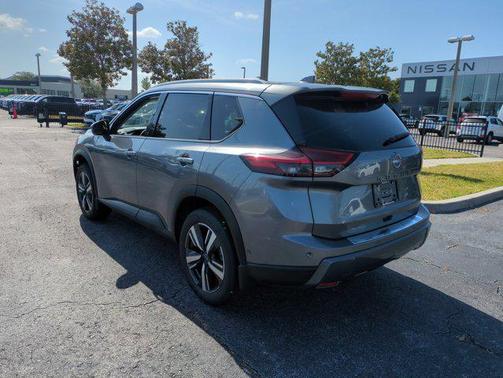 2025 Nissan Rogue SL