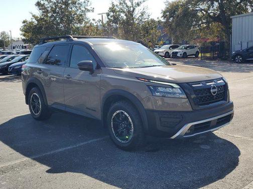 2024 Nissan Pathfinder Rock Creek 4WD