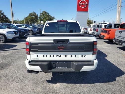 2025 Nissan Frontier PRO-4X