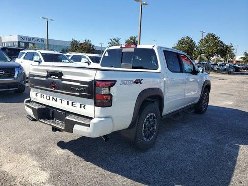 2025 Nissan Frontier PRO-4X