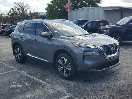 2023 Nissan Rogue SL