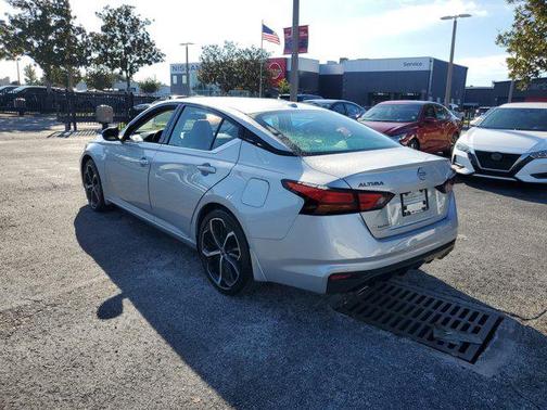 2024 Nissan Altima SR FWD