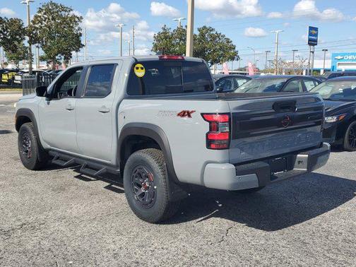 2025 Nissan Frontier PRO-4X