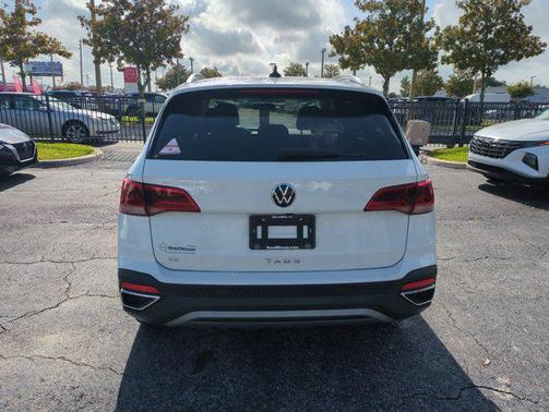 2022 Volkswagen Taos 1.5T SE