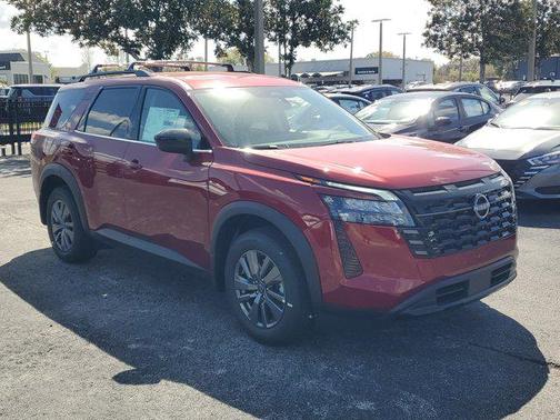 2026 Nissan Pathfinder SV