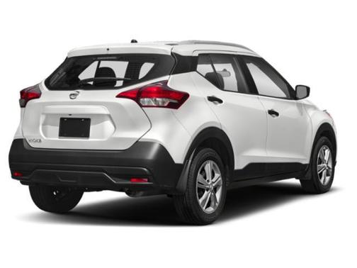 Super Black 2018 Nissan Kicks S