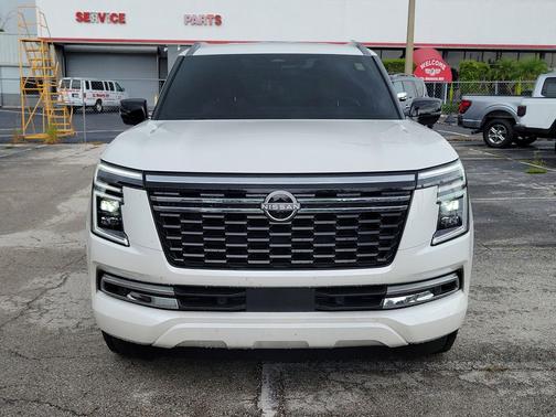 Aspen White Tricoat 2025 Nissan Armada SL 2WD